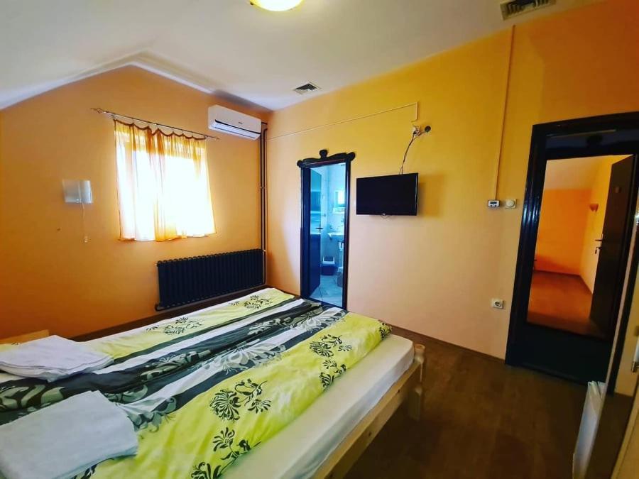 ホテルFogado Palić エクステリア 写真